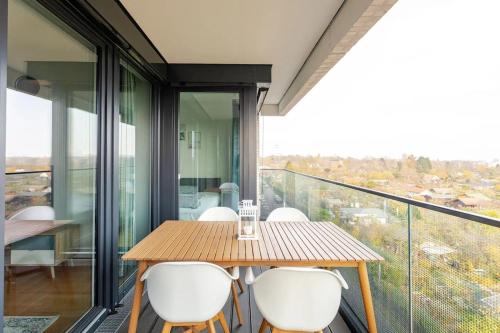 HJ 18 by ROCKCHAIR Apartments l SUPERHOST Status l Super Flat, 2 Bedrooms 2 Bathrooms Balcony Elevator welcomes you!, Berlín (fotografie 2)