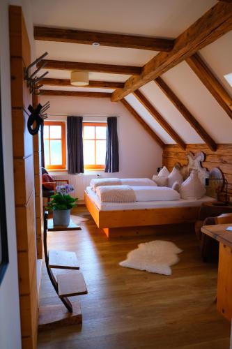 Gmundnerberghaus - ROOMS in Altmünster, Österreich
