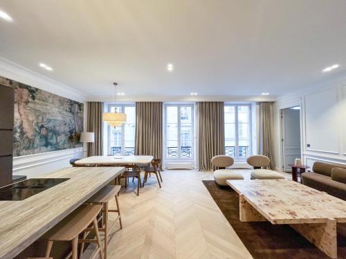Urban Flat 191 - Luxury 3 Bedroom Apartment - Madeleine - image 10