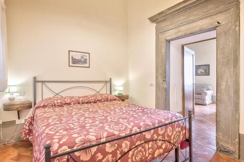 One-Bedroom Apartment image 2