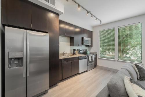 Park West 223 1br Apartment I Wd I Parking in Dallas, USA