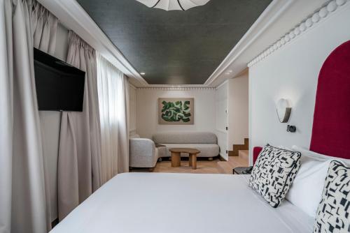 room detail thumbnail 0