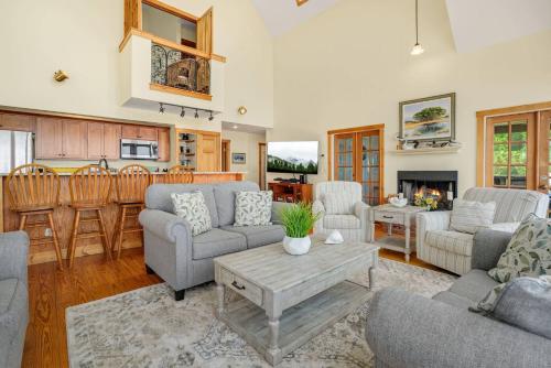 Grandview - Pet friendly, Waterfront home with dock!, Deep Hole (fotografie 6)
