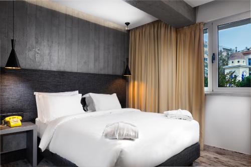 360 Degrees - image 14