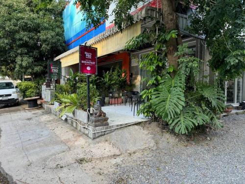 外觀, PROpaganda Hostel in 帕岸島