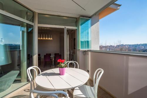 Vatican Exclusive Penthouse w Terrace and Parking, Rome (photo 4)