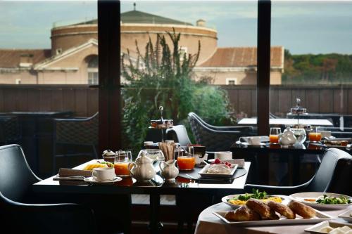 Radisson Blu GHR Rome - image 8