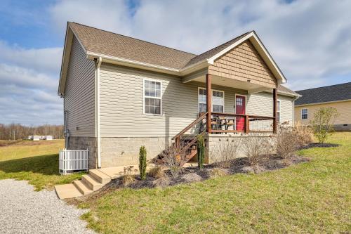 . Near State Parks & Dtwn: Quaint Sparta Home!