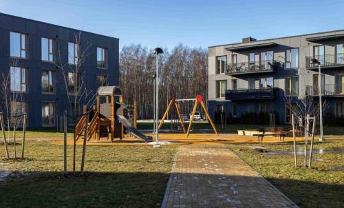 Playground, Cozy Peetri apartment with terrace in Peetri