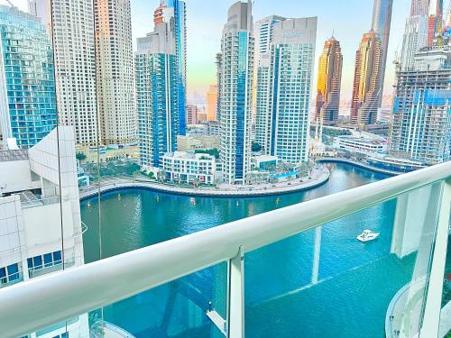 Stunning 2BR Marina View Apt Close to JBR, Dubaï (photo 10)