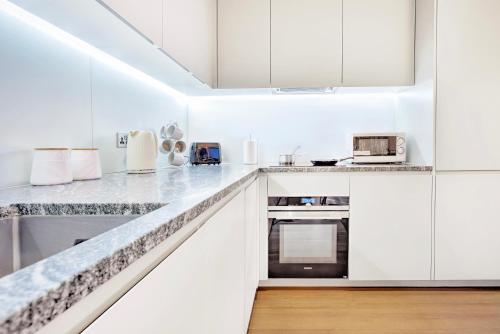 Trendy 3-Bed, 2-Bath - O2 London Escape - Your Ideal Stay, Londyn (zdjęcie 10)