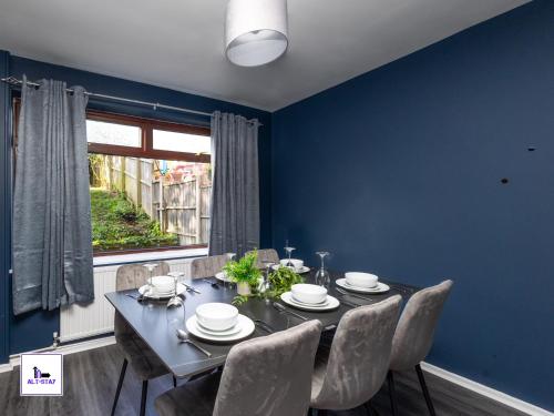 Newhall by Alt-Stay Leeds 3 Bed Home Contractor and Relocation Accommodation with Fully Equipped Kitchen, Laundry, Parking, Garden, Smart TV and Wi Fi - Long Stay Ready with Weekly and Monthly Rates, Leeds (fotografie 10)