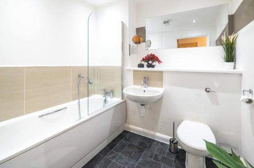 Chinese Suite with FreePark - 28 Night Stay, Birmingham (fotografie 3)