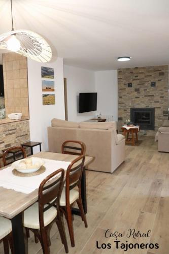 Casa Rural Los Tajoneros - El Moralejo - Caravaca de la Cruz in Inazares