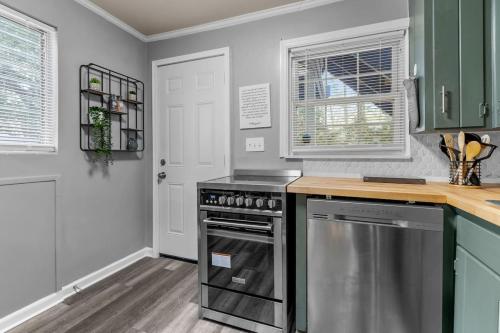 Music Theme at FSU 2 bed 1 bath Music Theme at FSU 2 bed 1 bath