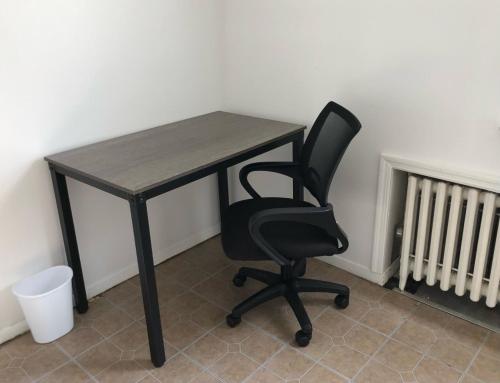 Private house with 3 bedrooms and 1 bathroom and free parking convenient to NYC Manhattan bus and train