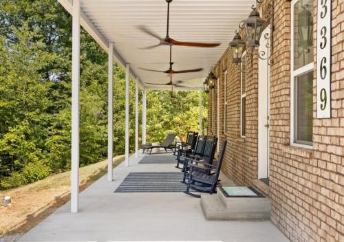 Hook Wine and Sinker