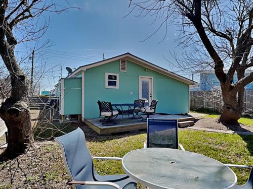 Flip Flop Cottage in Rockport, USA