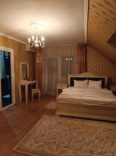 Luxury One-Bedroom Suite