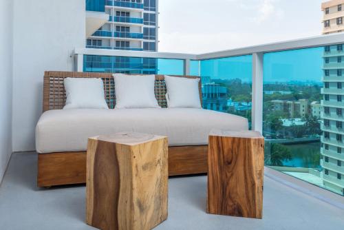 2 Bedroom Ocean View located at 1 Hotel & Homes -915 - image 11