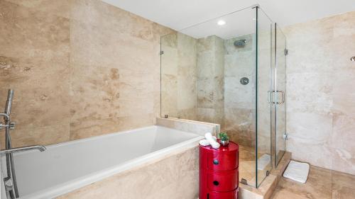 2 Bedroom Ocean View located at 1 Hotel & Homes Miami Beach -1120 - image 7
