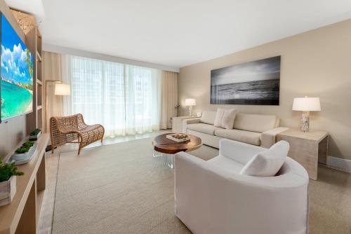 Ocean Front 1 Bedroom located at 1 Hotel & Homes Miami Beach -1408 - image 14