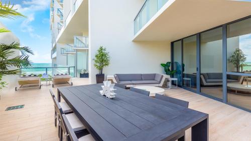 Private Residence at W South Beach - 711 in Miami Beach, USA