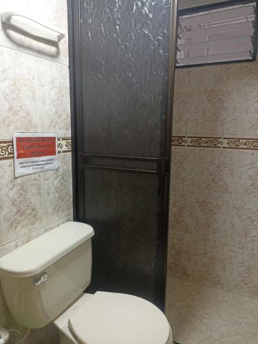 Hotel San Vicente, Медельин (фото 8)