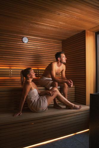 Hotel Waldrast Dolomiti - image 2
