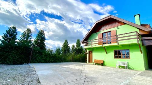 Exterior view, Casa dos Avos - Suites privativas in Campos Do Jordao