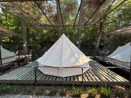 Glamping Rio Valle de Bravo in Valle de Bravo, Mexico