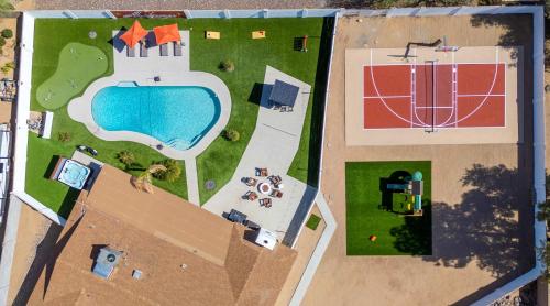 Sleeps 18 Private Pool & Hot Tub Playground - Phoenix, AZ