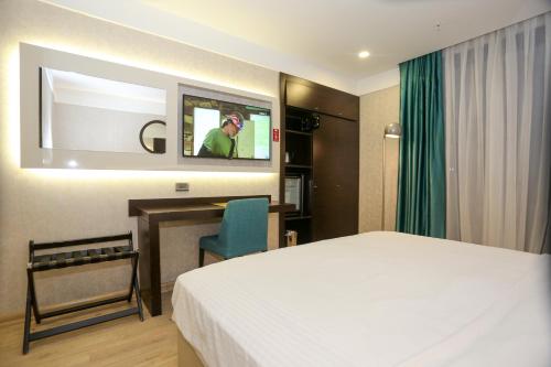 Milord Hotel - image 12