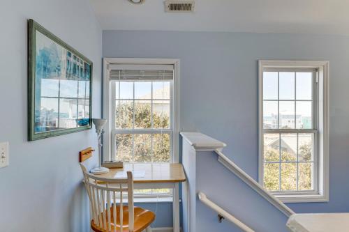 Steps to Beach Emerald Isle Home with Deck! Steps to Beach Emerald Isle Home with Deck!