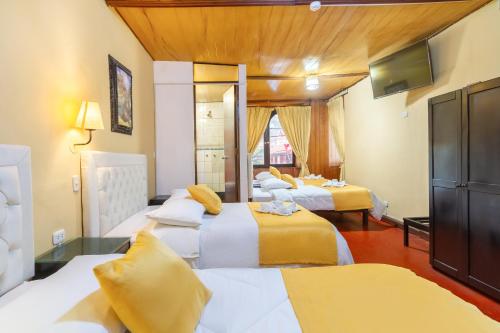 Hotel Campanario
