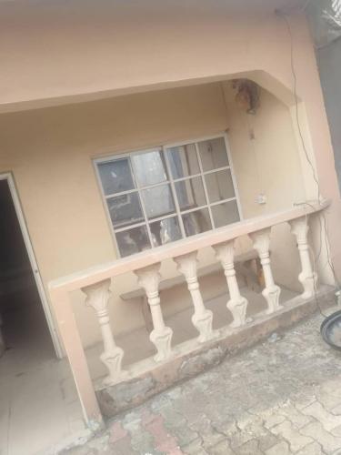 Bungalow in Овері