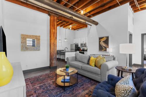 Riverfront Loft-Gated Parking-WD-P102 in Saint Louis, USA