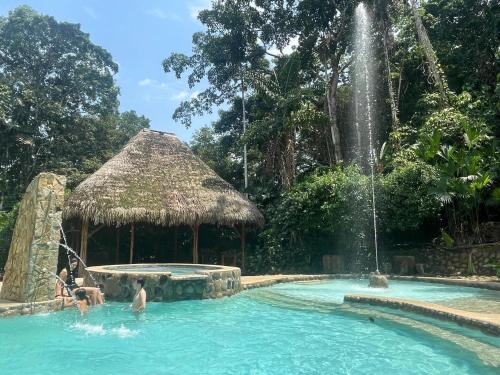 Cotococha Amazon River Lodge