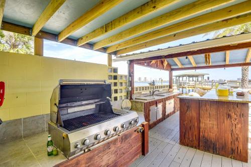 Waterfront Daytona Escape with Pool and Game Room! in South Daytona (FL)