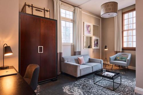 Two-Bedroom Heritage Suite image 2