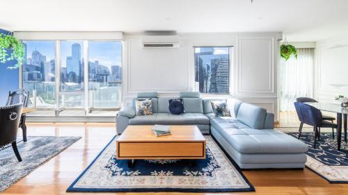 Views for Days - Luxe 4BR Stay with Pool & Hot Tub