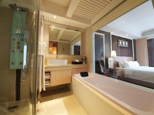 The Bazaar Hotel Bangkok - MRT Lat Phrao Ratchadapisek, Bangkok (fotografie 9)