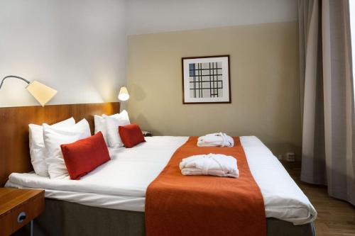 1 queen bed
