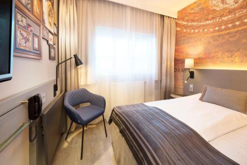 hotel photo