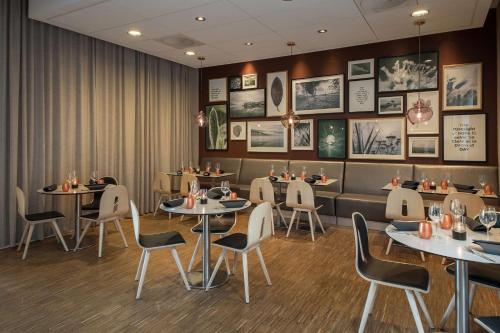 Restaurant, Scandic Oslo Airport in Oslo Int'l Airport - Gardermoen