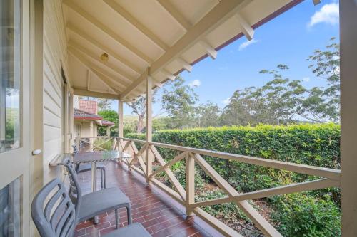 Shores Beach & Lakeside Villas in Elizabeth Beach