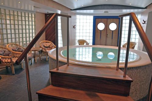 บริการและสิ่งอำนวยความสะดวก, Scandic Jarva Krog in ซูลนา