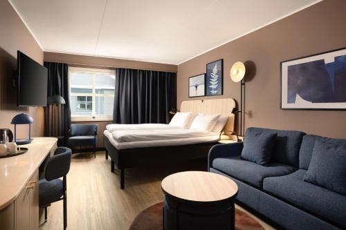 Superior Twin Room image 4