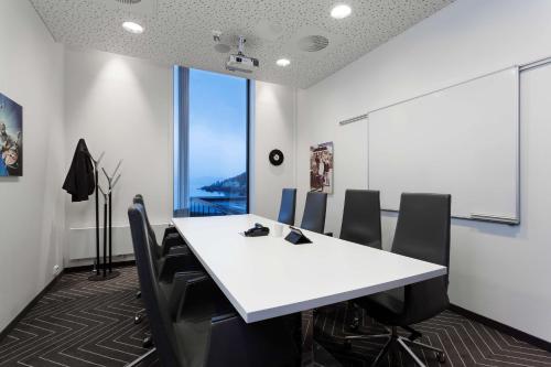 Scandic Rock City - image 8