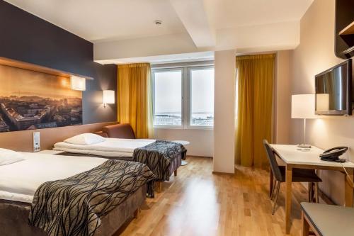 room detail thumbnail 0